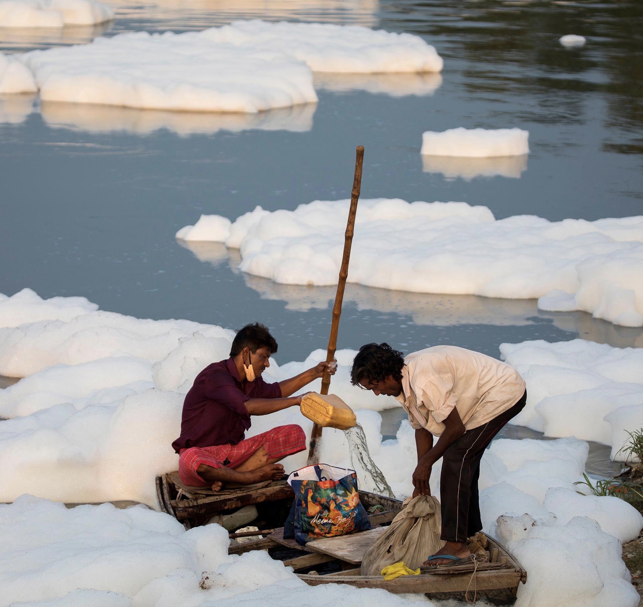 Toxic Foam Returns To Yamuna