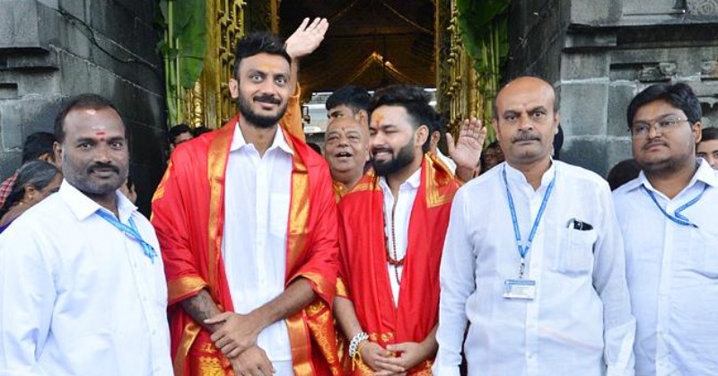 Rishabh Pant और Axar Patel न कए Tirupati Balaji क दरशन मदर सटफ