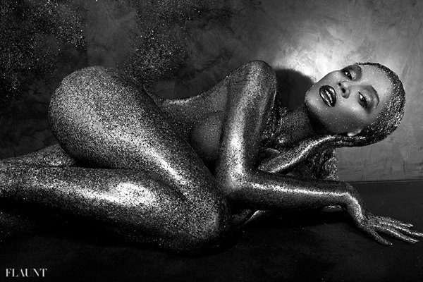 HOT Naked Beyonce Wears Gold Paint