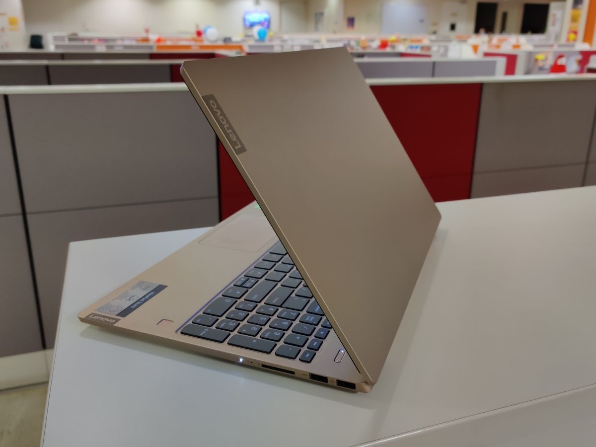 Lenovo Ideapad S540 Is A Thin-Looking Heavy-Weight Champion That