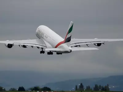 Airbus A380, Airbus A380 Discontinued, Airbus A380 Superjumbo, World's largest aircraft, Airbus A380