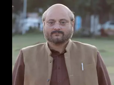 Manoj Joshi’s Looks Unrecognisable As Amit Shah But Fans Think ‘Kallu Mama’ Was A Better Choice