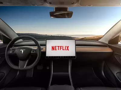 Tesla Netflix, Tesla YouTube, Tesla In Car Netflix, Tesla Entertainment System, Tesla Infotainment S