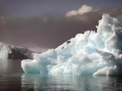 Greenland melting ice