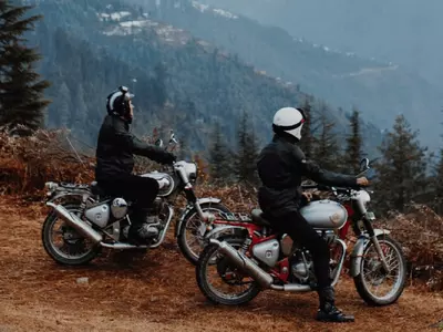 Royal Enfield Bullet Trials Works Replica Launched In 350, 500cc
