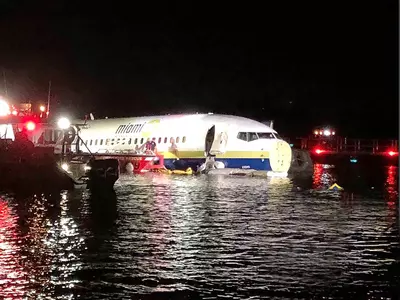 Plane Crashes Into Florida River At End Of Runway