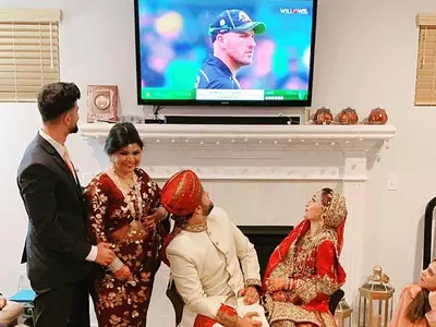 US Couple Watches Australia Vs Pakistan T20I On Wedding Day
