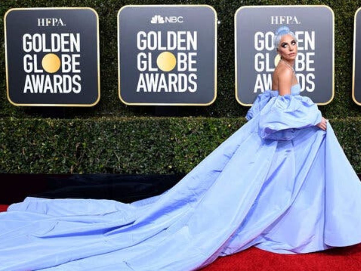 Lady Gaga weaves magic in a sheer cape gown at 'House of Gucci' premiere |  Fashion News - The Indian Express