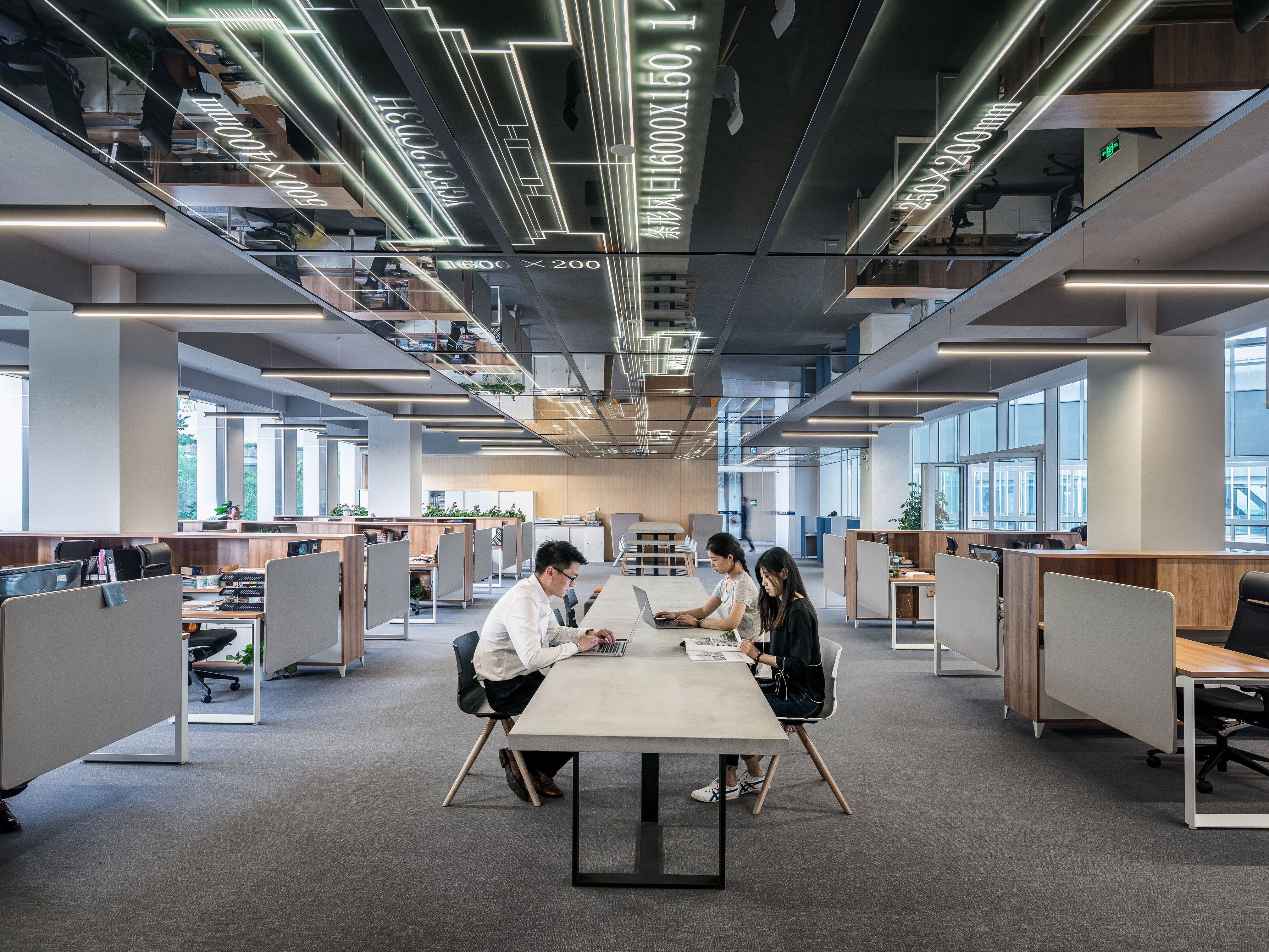 How Open Plan Office Is Ruining Your Productivity At Work And Why It S Doomed To Stay That Way