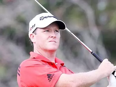 Fraser takes 2nd-round lead at Australian PGA