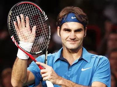 Federer becomes seventh player to record 800 career wins