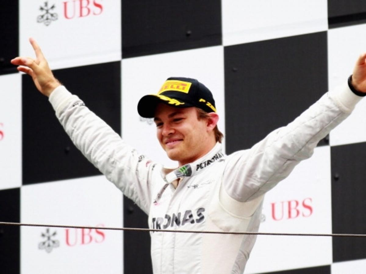 2012 Chinese GP – Rosberg wins his first F1 race in Mercedes