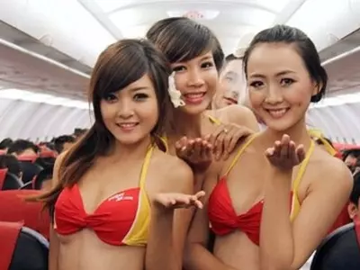 Airline fined for inflight bikini show