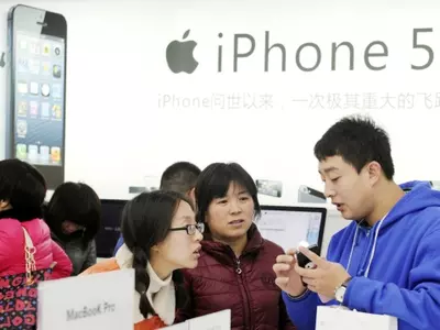 iPhone 5’s China Debut Breaks Sales Record
