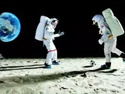 Trip to moon