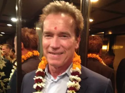 Twitpic: Arnold in town