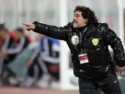 Maradona warns he may leave UAE club