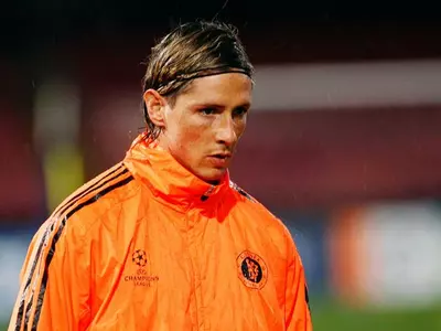Del Bosque drops Torres from Spain squad