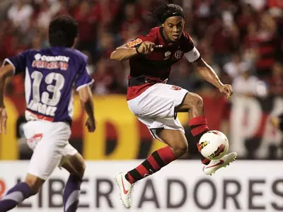 Flamengo ends partnership, could lose Ronaldinho
