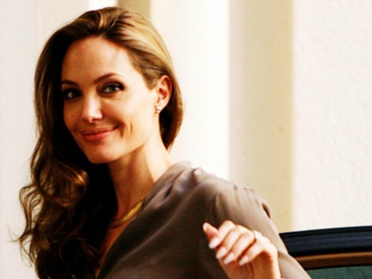 Will Angelina Jolie Direct 'Fifty Shades of Grey'?