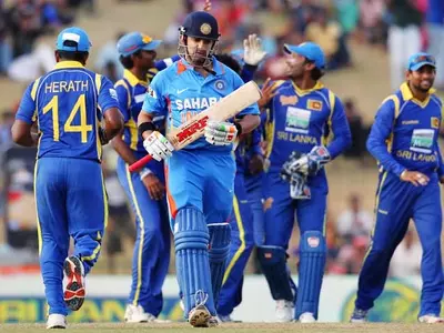 Sri Lanka crush India by 9 wickets