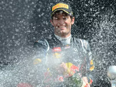 Mark Webber opts for Red Bull over Ferrari