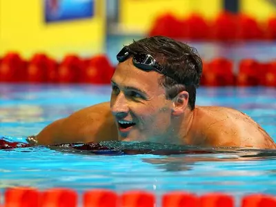 Lochte beats Phelps in 400m medley