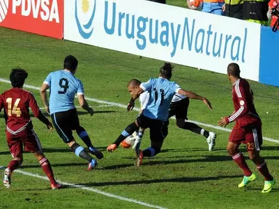 Uruguay go second in FIFA world rankings