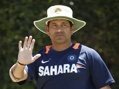 Big gulf between Sachin and others: Gilly