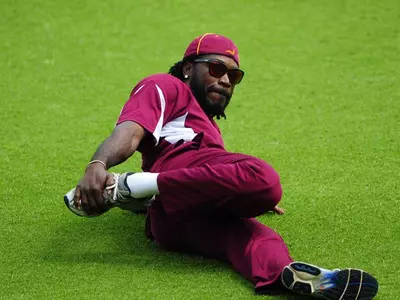 Gayle snubs Somerset contract, makes himself available for Windies