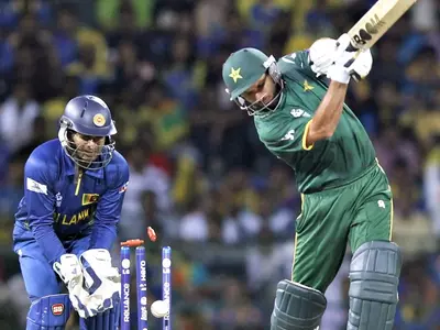 Afridi turns to first-class cricket in bid to regain form