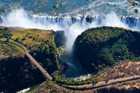 Top 10 Bridges Around The World