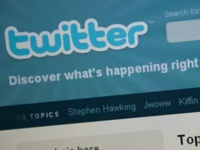 Twitter: Paid Messages Boost Campaign