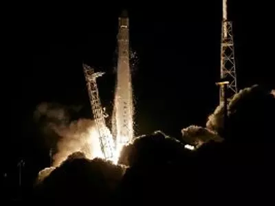 SpaceX craft on way to ISS in first supply run