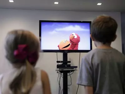 Sesame Street goes interactive on Kinect