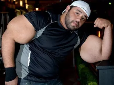 Egyptian's 31 inch biceps crowned world's biggest