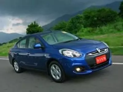 Renault launches 'Scala' sedan at a starting price of Rs 6.99 lakh