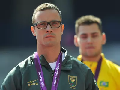 Focusing too much on Olympic cost Pistorius Paralympics gold