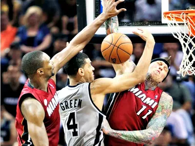 Miami Heat Beat Spurs Sans Superstars