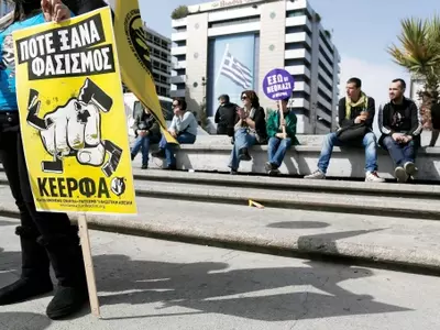 Greece Halts Deportation for Syrians