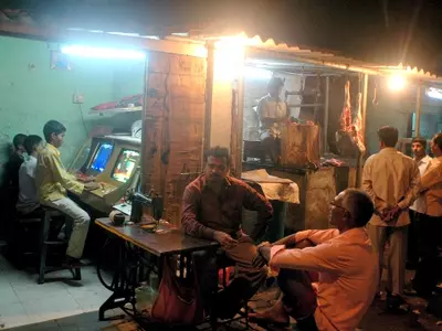 Computers, Internet Make Way Into Punjab Slums