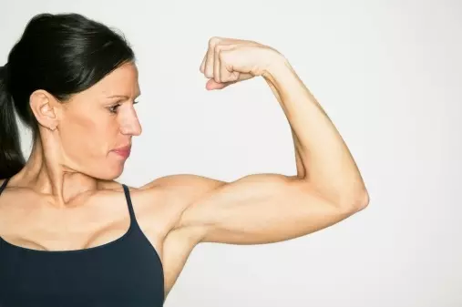 Top 10 Exercises For Toned, Sculpted & Sexy Arms