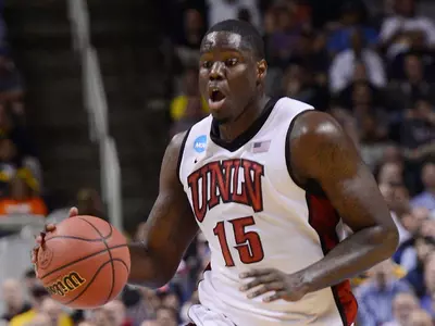 Cleveland Cavaliers Sign Anthony Bennett