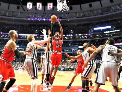 Spurs Defeat Bulls Without Injured Trio