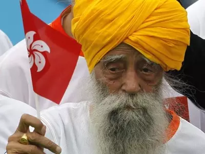 Fauja Singh, 101, Finishes His Last Race in Hong Kong