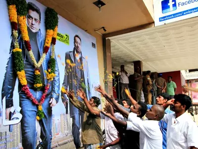 Kamal Fans Celebrate 'Vishwaroopam' Release