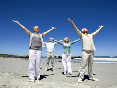 Active People Likelier to Live Longer