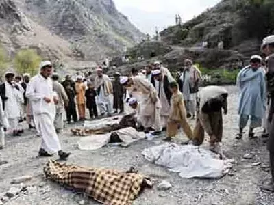 Militant Groups Clash in Pak, 24 Killed