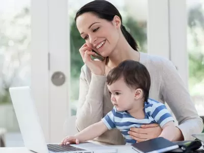 Moms Seek Parenting Advice on the Web