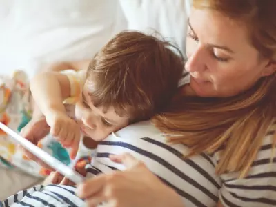 58% U.S. Parents Use Gadgets to Babysit Kids